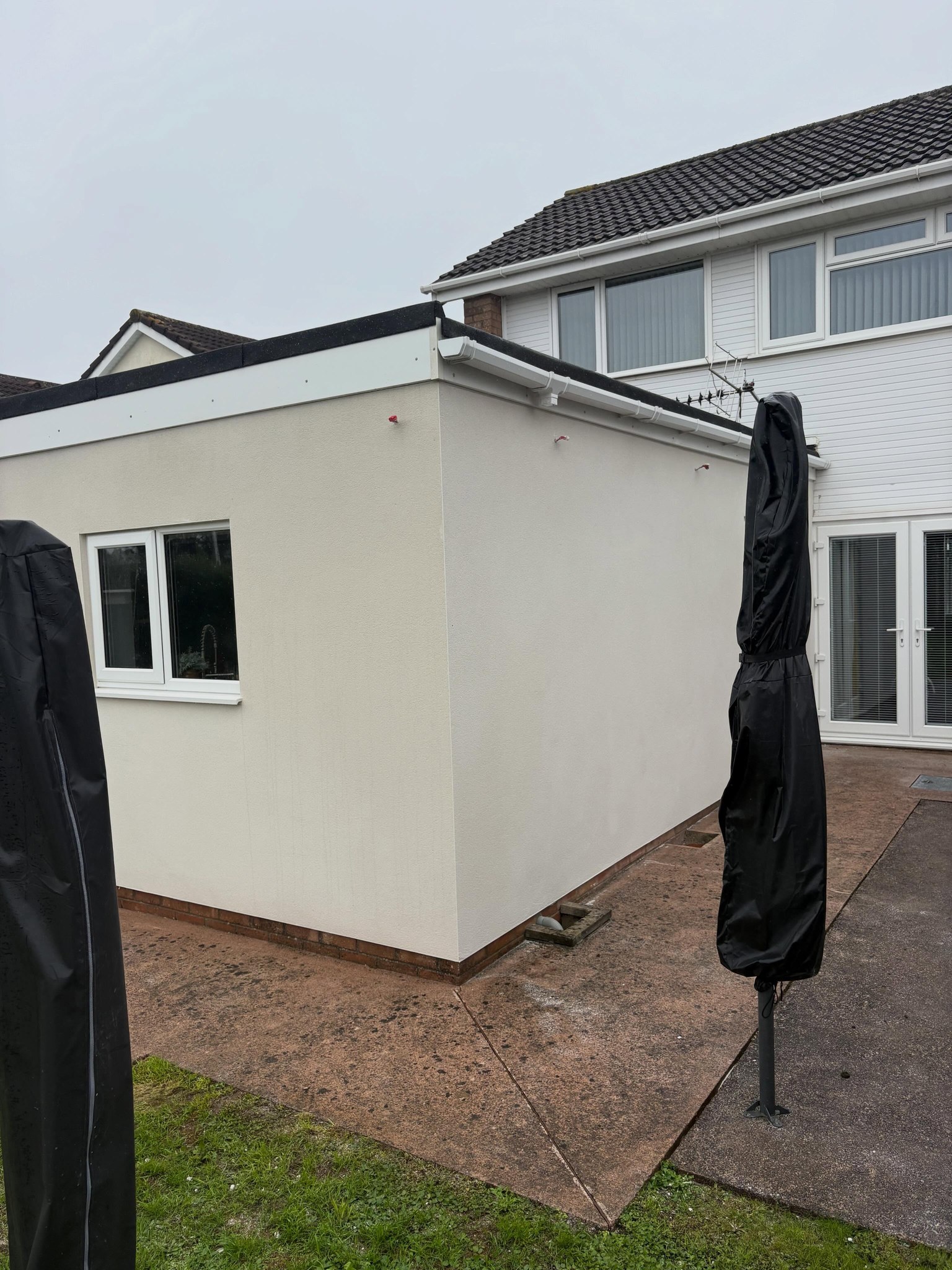 Small rear extension freshly rendered in Ultra White